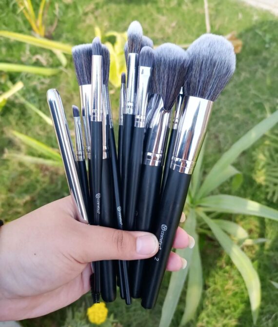 BH Cosmetics Studio Pro 13 Piece Brush Set