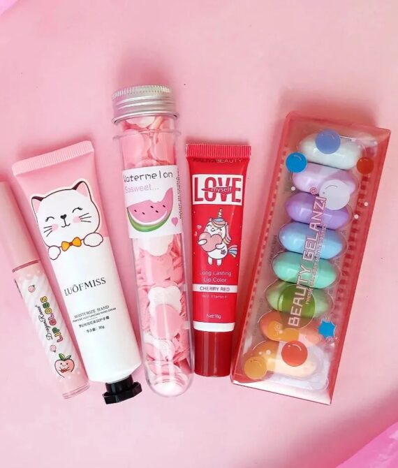 Adorable Beauty Essentials Bundle #19