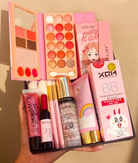 Pretty Girl Makeup Essentials Deal